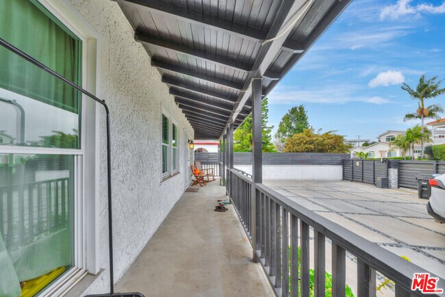 Photo - 4905 Coolidge Ave