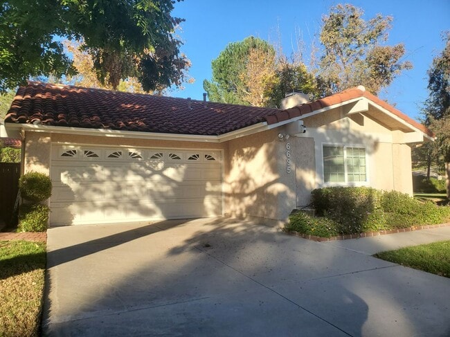 Photo - 6695 Indianbroom Ct