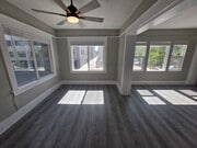 Photo - UPGRADED AND FRESH UPPER 1BD/1BA DOWNTOWN ... Unit 125B