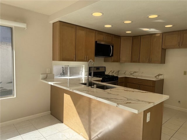 Photo - 12 Brookdale