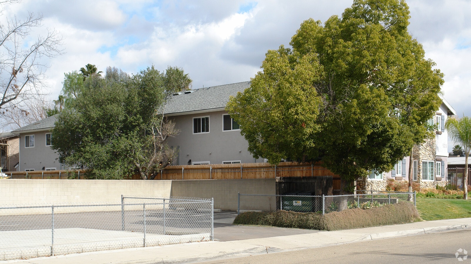 Photo - Ridgestone Apartments