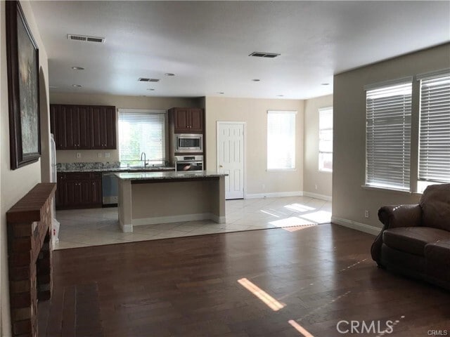 Photo - 12717 Burbank Rd