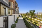 Photo - 27109 Vly Oak Pl House