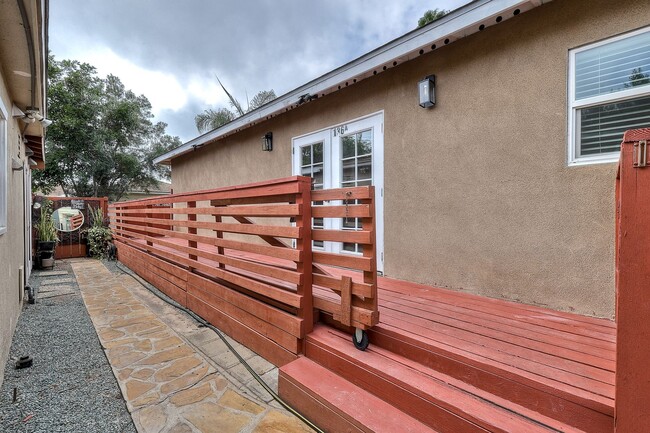 Building Photo - 136 Brightwood Ave Unit 136A