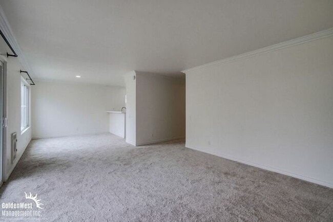 Photo - Charming 2Bdm 2Ba Condo in La Jolla! Unit Apartment H