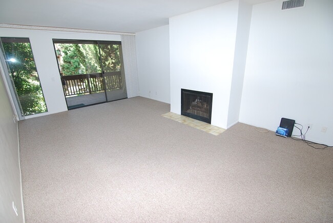 Photo - Resort-Style 2BD/2BA w/ Pool, Tennis Courts & 2 Parking Spaces