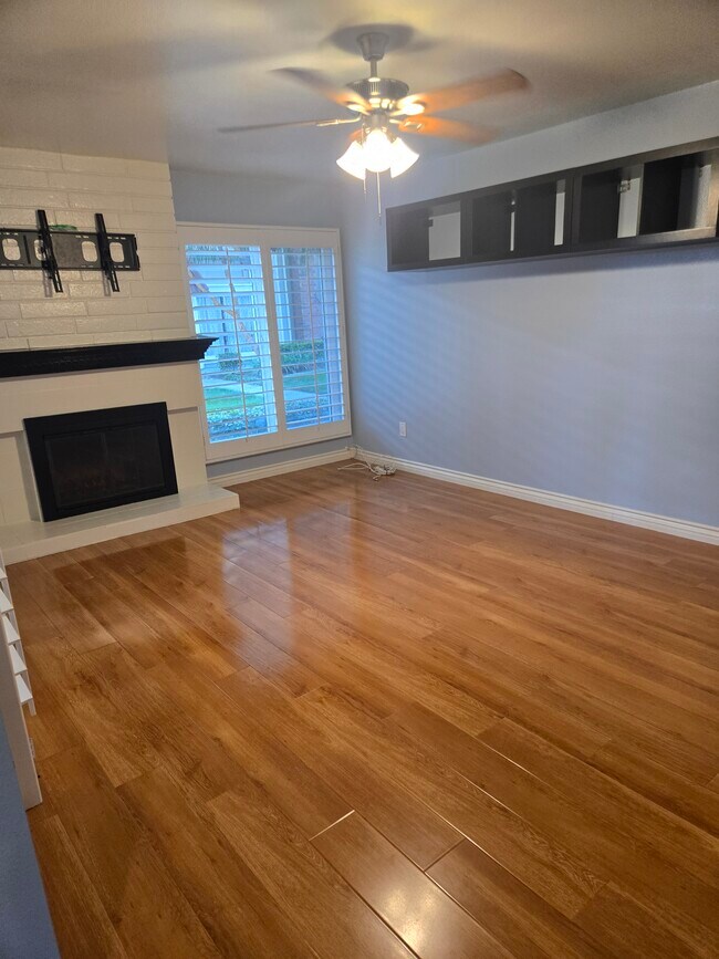 Photo - 11459 Shippigan Way