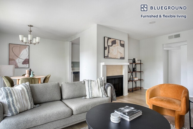 Photo - 960 N Alfred St Unit FL2-ID1064