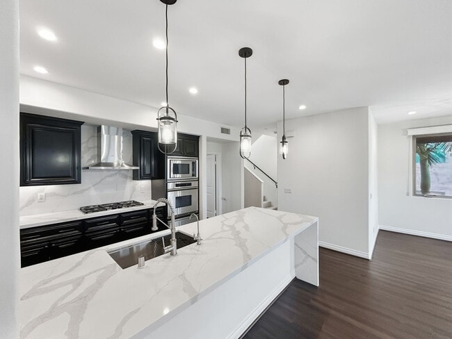 Photo - Beautiful 3BD/3.5BA W/ A/C and 2-Car Attached Garage in Hillcrest!