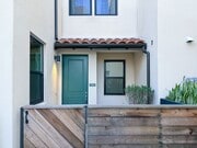 Photo - 1568 E Thompson Blvd