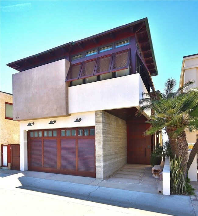 Photo - 3124 The Strand