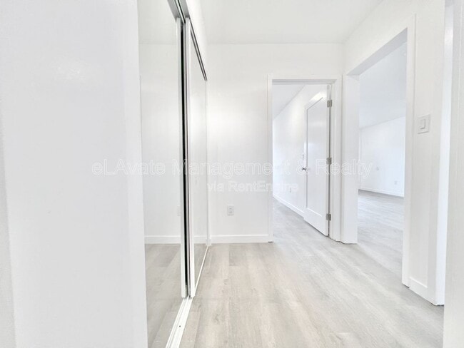 Photo - 3900 Nicolet Ave