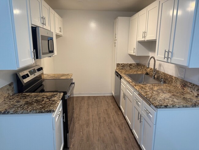 Photo - Copa Triana Apartments