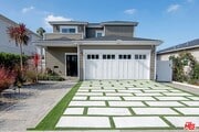 Photo - 2947 Kelton Ave