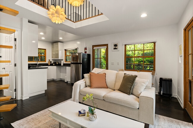 Photo - 21487 Encina Rd