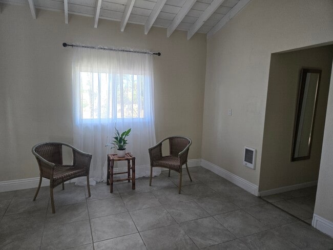 Photo - 5819 Redondo Dr