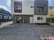 Photo - 868 N Edgemont St