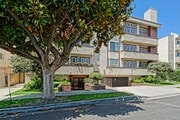 Photo - NICELY REMODELED, 2BR2.5BA, 1700 SQ FT CON... House