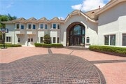Photo - 2836 N Kingsgate Dr House