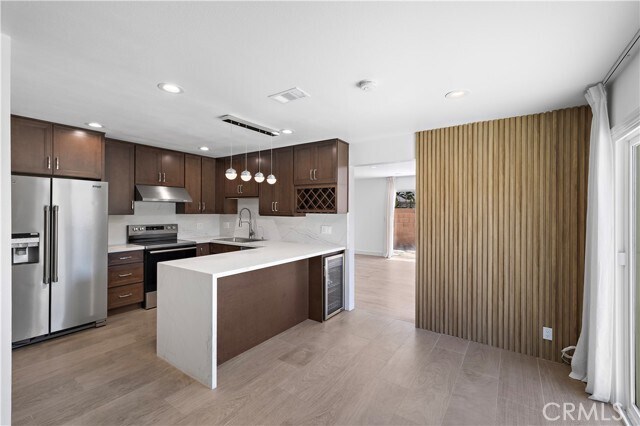 Photo - 822 E Borchard Ave