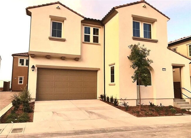 Building Photo - 20814 Bur Oak Cir