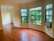 living room - 2624 1/2 S Sepulveda Blvd Unit 2624 1/2