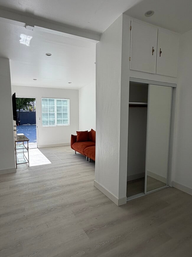 Photo - 8561 Orion Ave