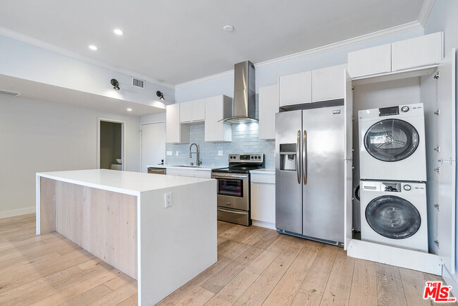 Photo - 12320 Montana Ave Condo Unit 306