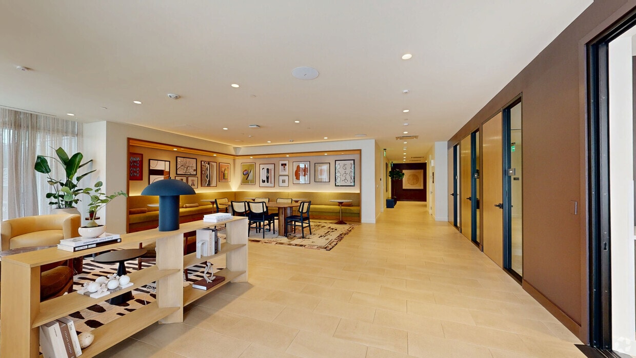 3D Tour - Santa Monica Collection - 501 Broadway