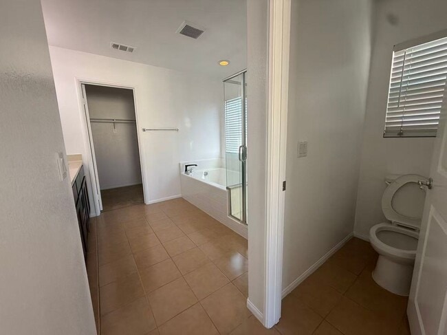 Photo - 5642 Guardian Way