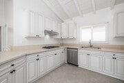 3BR, 2BA - 1,650SF - Kitchen - 4104 Via Largavista