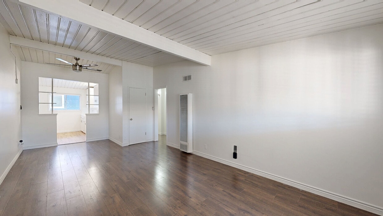 3D Tour - 4115 Palmwood