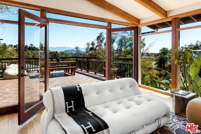 Photo - 2251 Sunset Heights Dr