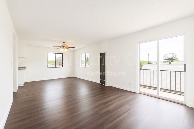 Photo - 747 N Philadelphia St