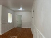 Photo - 725 W 10th St House