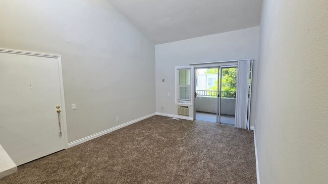 Photo - 3579 Ruffin Rd Unit 206