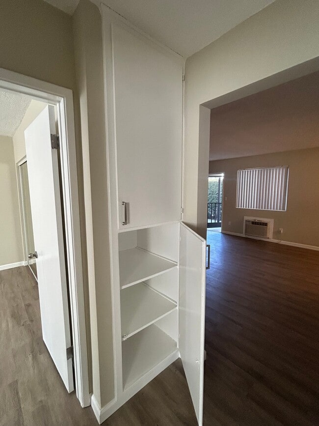 Photo - 1164 W Duarte Rd Unit 19