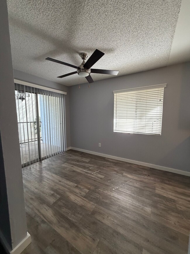 Photo - 28151 Highridge Rd