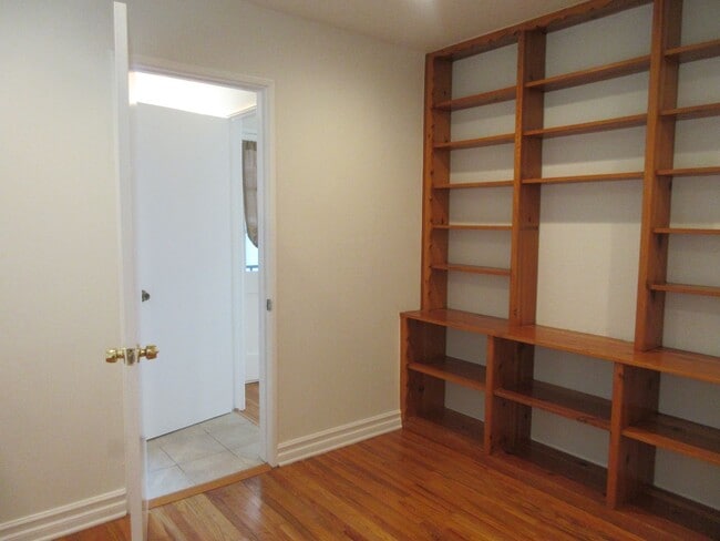 Photo - 17074 Horace St