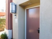 Photo - Beautiful Tri Level 2 Bed 2.5 Bath Single ... House