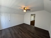 Photo - 1031 W 91st St House
