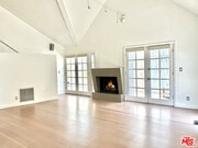 Photo - 1153 N Poinsettia Pl House