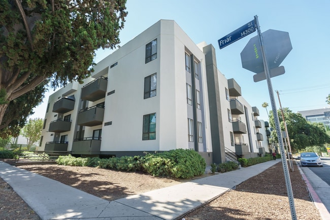 Photo - 6310 Sylmar Ave Apartments