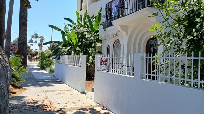 Photo - 2845 West Blvd Unit 2843
