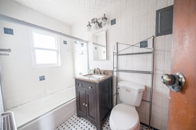 Photo - 168 Elder Ave