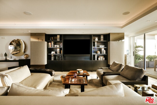 Photo - 6250 Hollywood Blvd Unit 14A