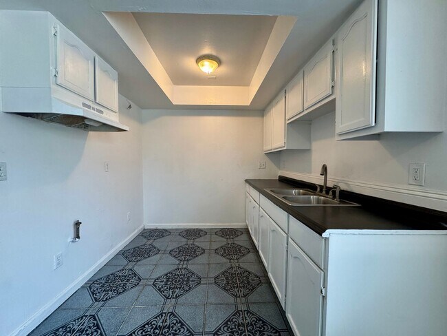Photo - 2230 Wall St Unit 2230-1