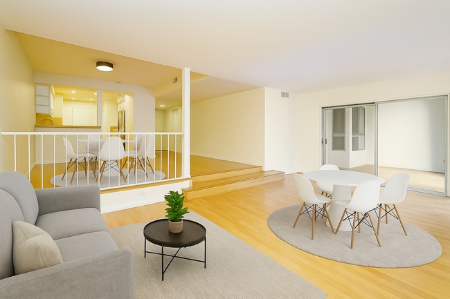 Building Photo - 4807 Woodley Ave