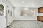 Photo - Chalcedony St Triplex 810-812 Apartment Unit Chalcedony St 812