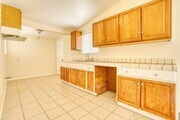 Photo - 2047 W Lingard St House
